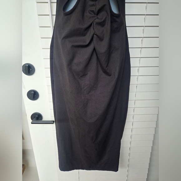 Fashion nova Black Halter Top Midi Dress With Front Cut Out Design Sz M - Picture 5 of 8